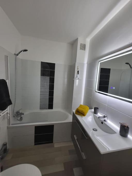 Studio "La Parenthese", A 50 Metres De La Plage Saint-Quay-Portrieux Esterno foto
